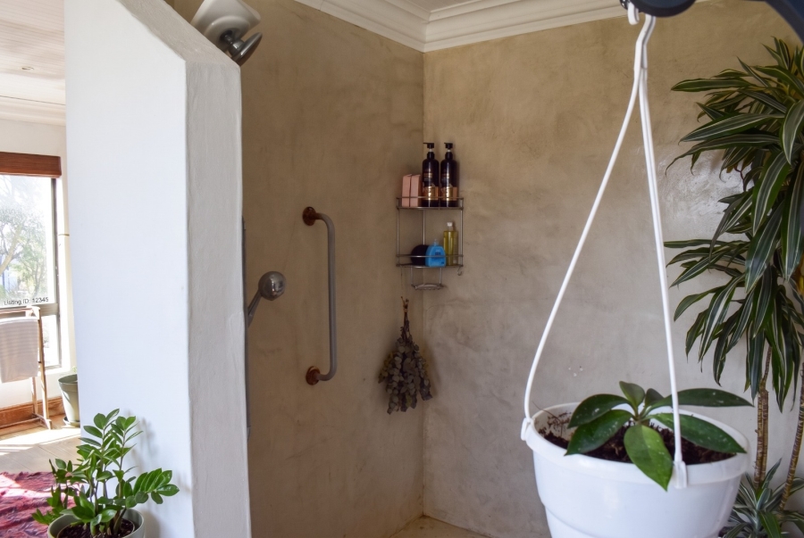 4 Bedroom Property for Sale in Struisbaai Western Cape